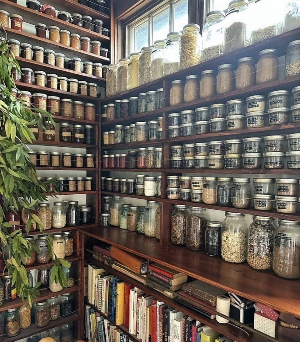 HERBALIST EUGENE HERBAL HOME STORE
